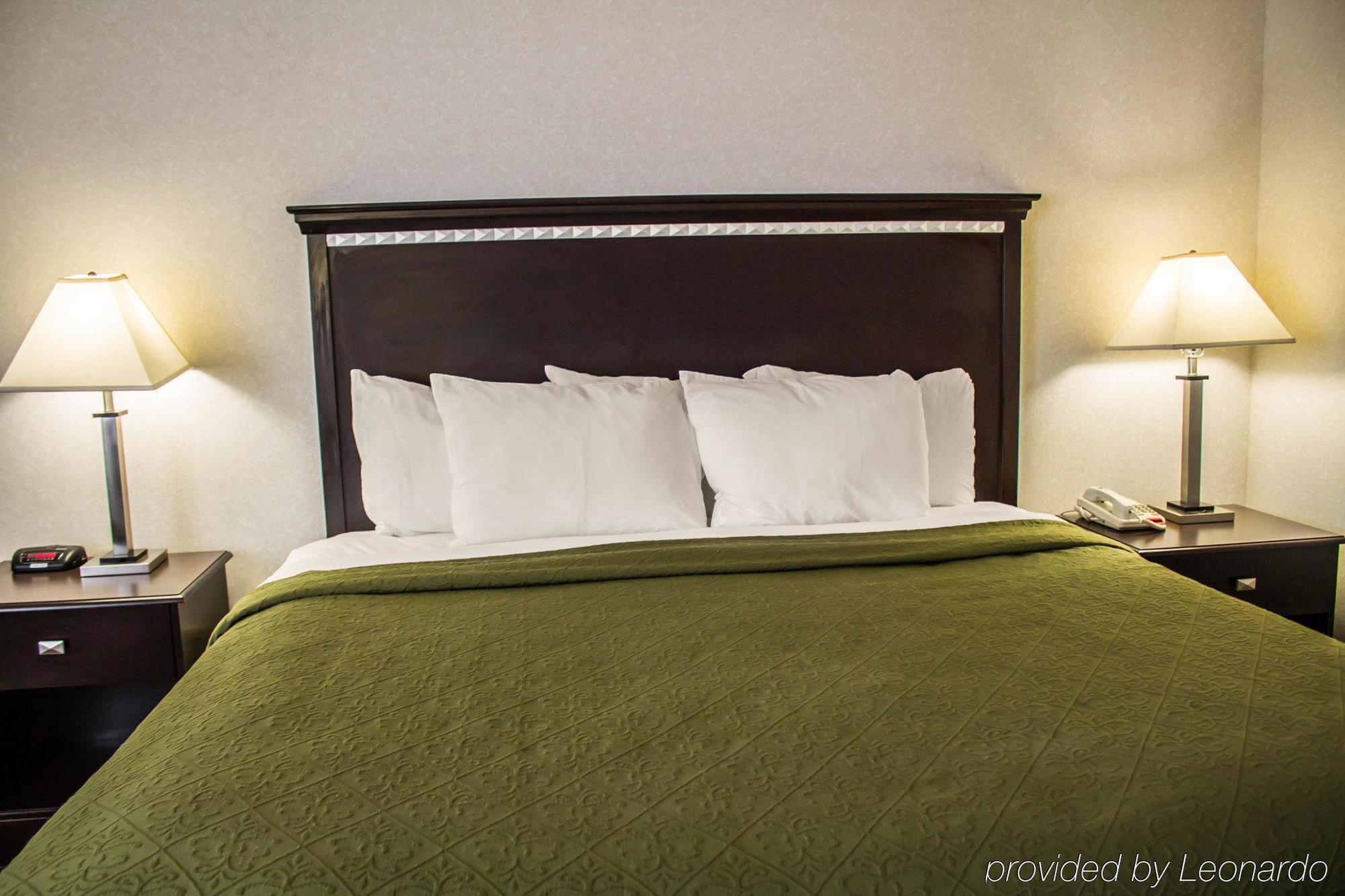 Quality Inn & Suites Mansfield Ngoại thất bức ảnh