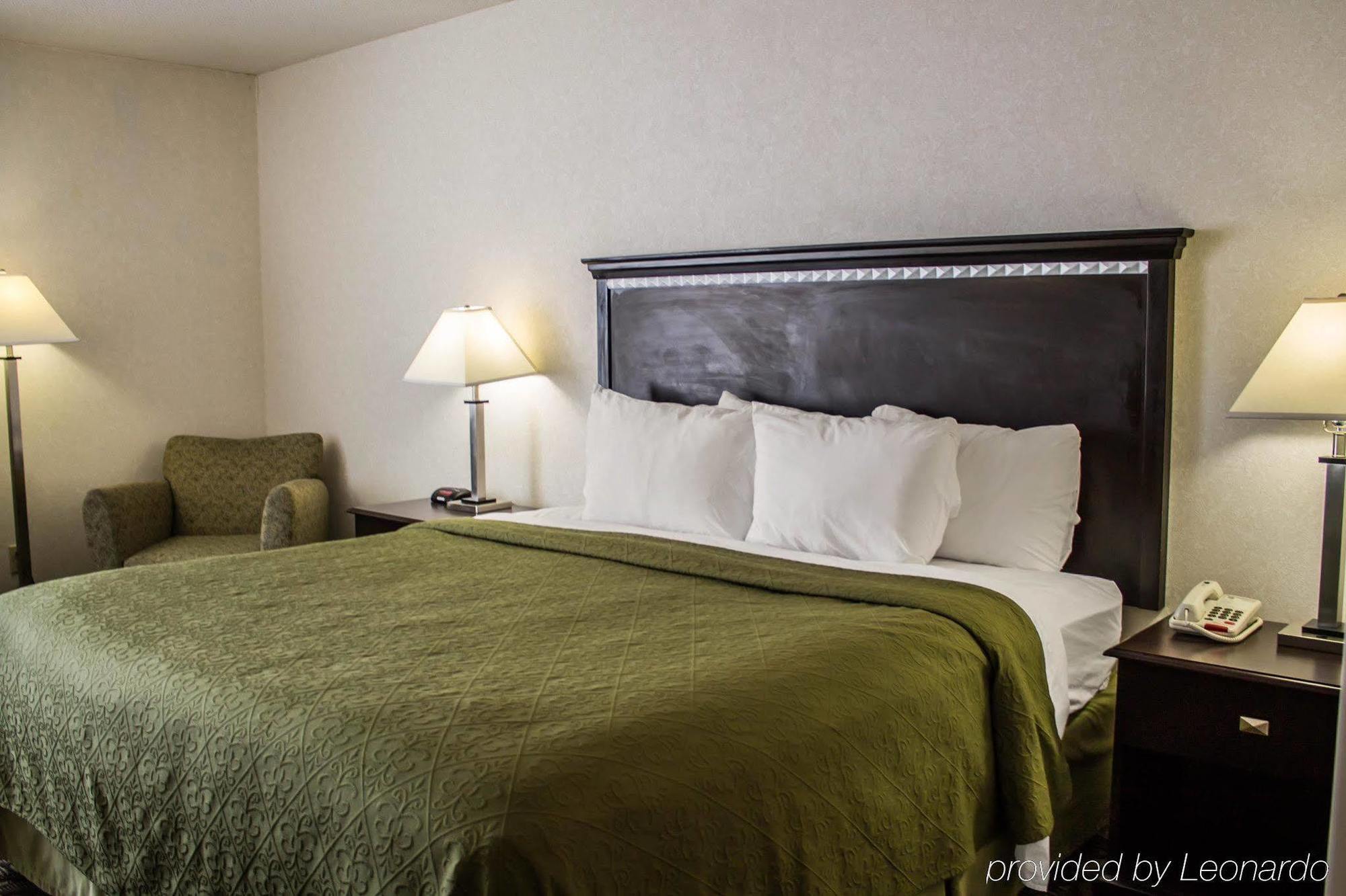 Quality Inn & Suites Mansfield Ngoại thất bức ảnh